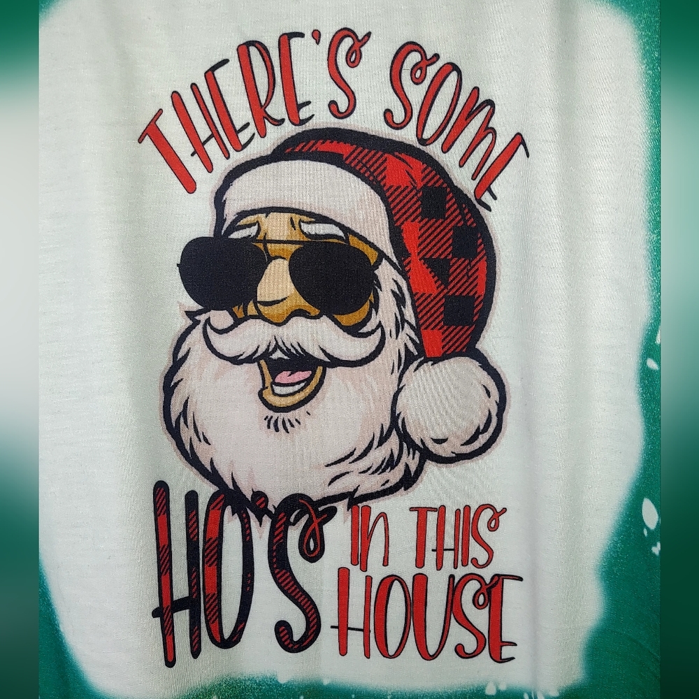Christmas shirt "there's some hoes in this house